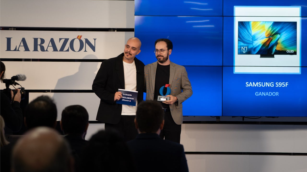 Samsung OLED S95F destaca principalmente por su calidad de imagen y rendimiento excepcionales