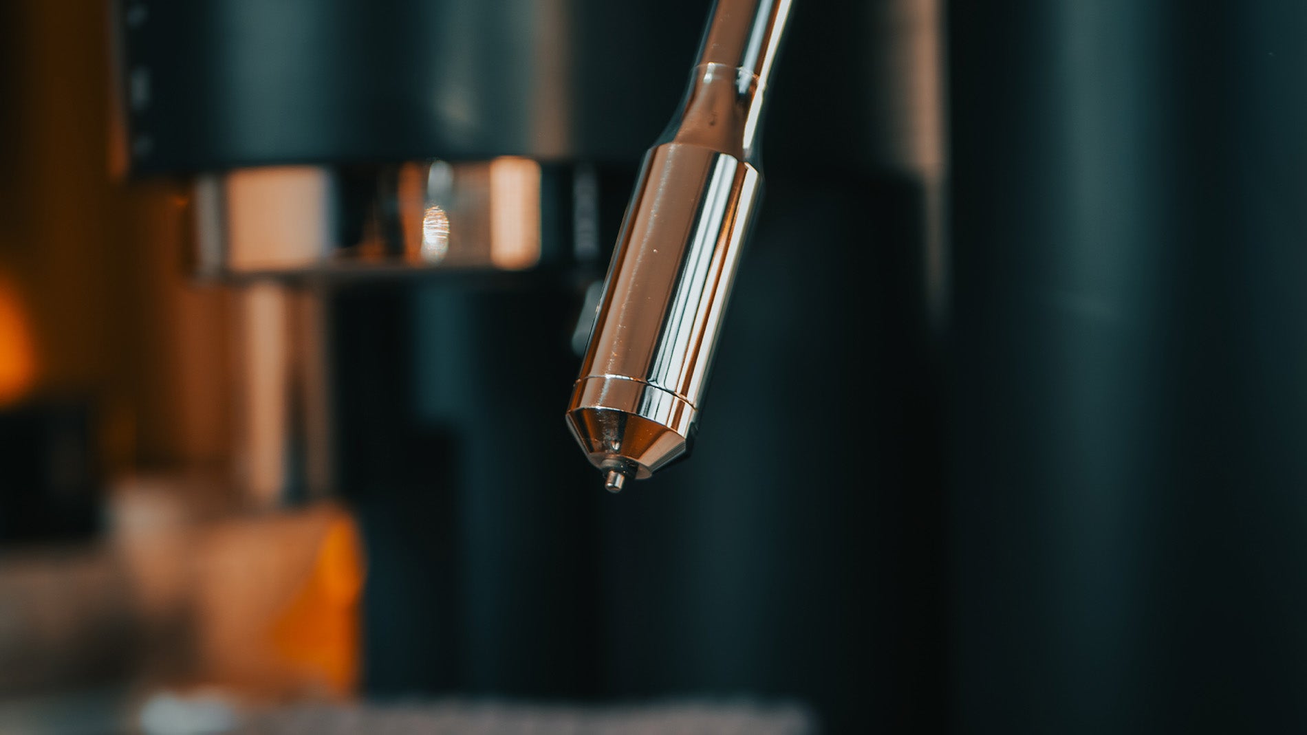 Detalle de la lanza de vapor de la Meraki Espresso / Fotografía de Christian Collado