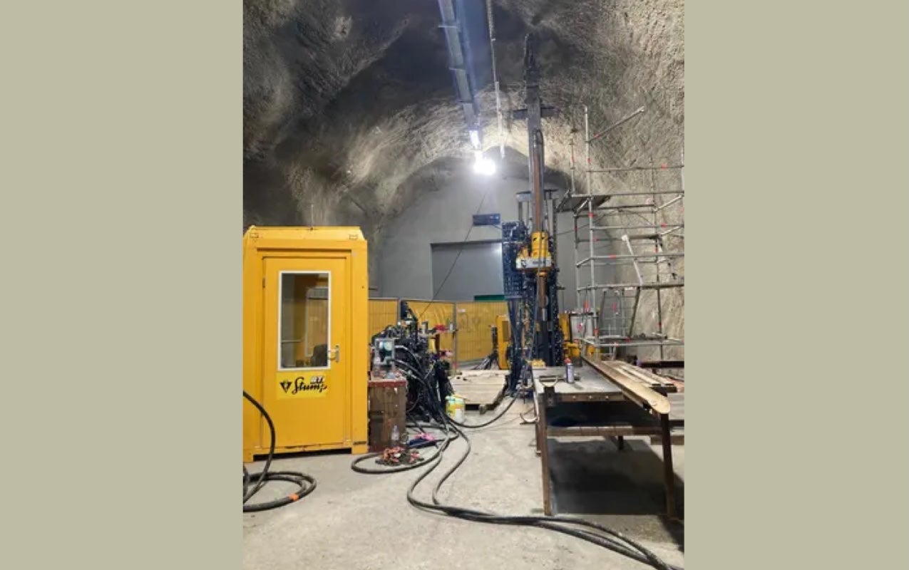 Plataforma de perforación en el laboratorio subterráneo de rocas de Mont Terri