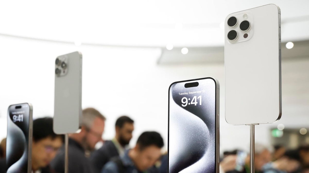 El aluminio no será definitivo en los iPhone, Apple plantea el regreso de un titanio mejorado