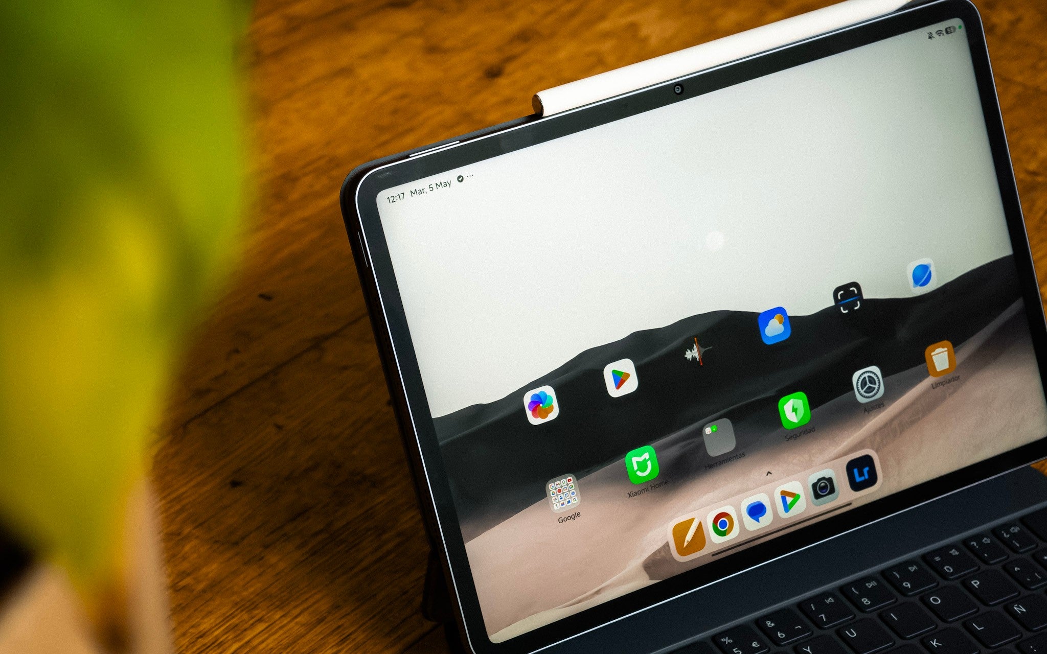 El sistema de cuatro altavoces de la Xiaomi Pad 8 Pro ofrece un sonido contundente y con matices / Fotografía de Christian Collado