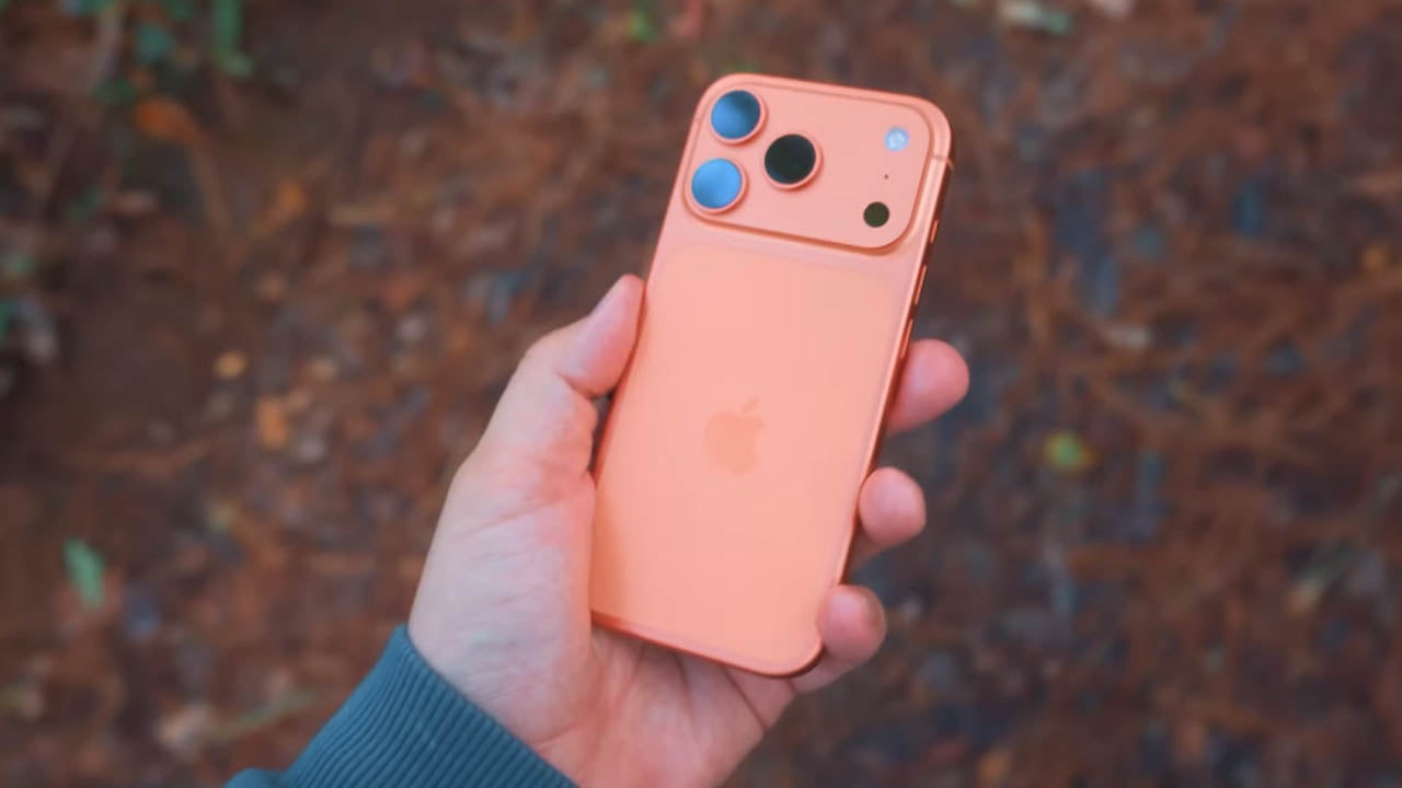 El iPhone 17 Pro evoluciona en diseño, pero con la esencia de siempre | Fotografía: Difoosion