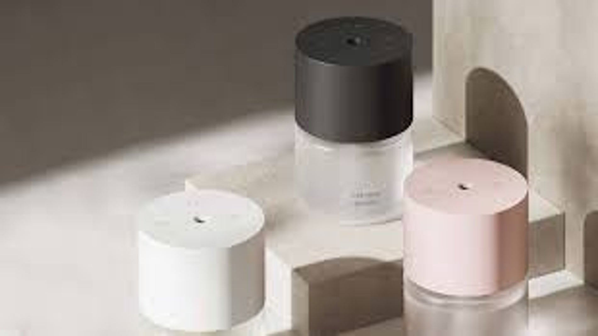 El nuevo invento de Xiaomi para que tu casa huela bien: un difusor inteligente con luces por menos de 40 euros