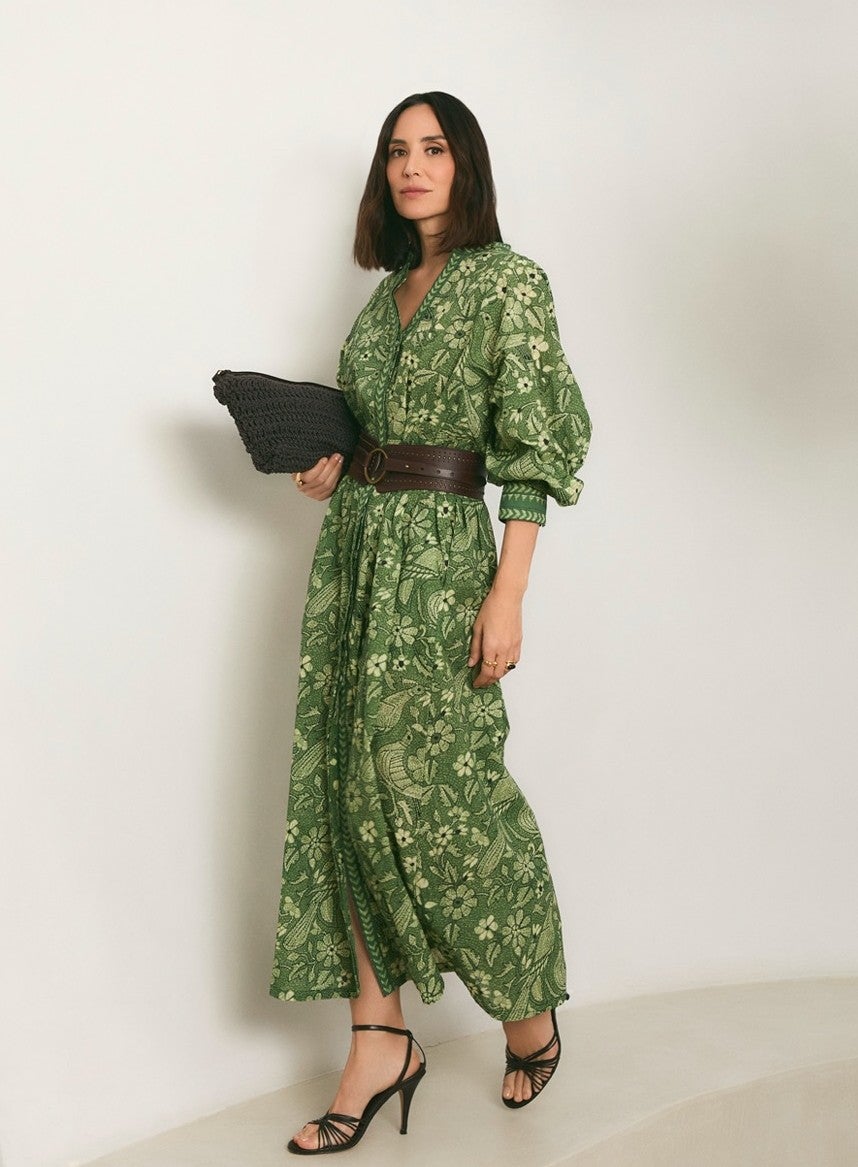 Vestido camisero estampado de TFP by Tamara Falcó, rebajado de 289 a 86 euros | @pedrodelhierro_official