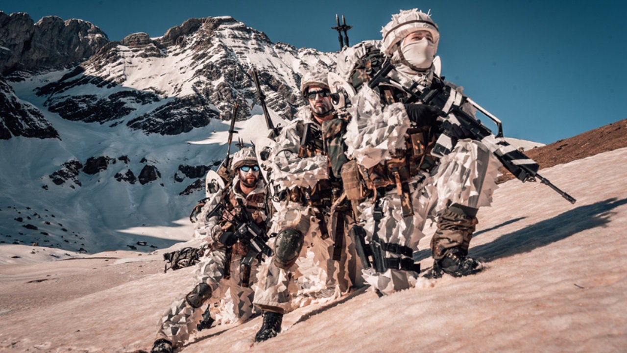El Ejército se prepara para la guerra en climas extremos : ha comprado equipamiento para el frío