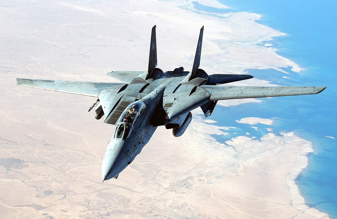 Crea un sistema de defensa único en el mundo: crea aviones señuelo para volver locos a los sistemas antiaéreos