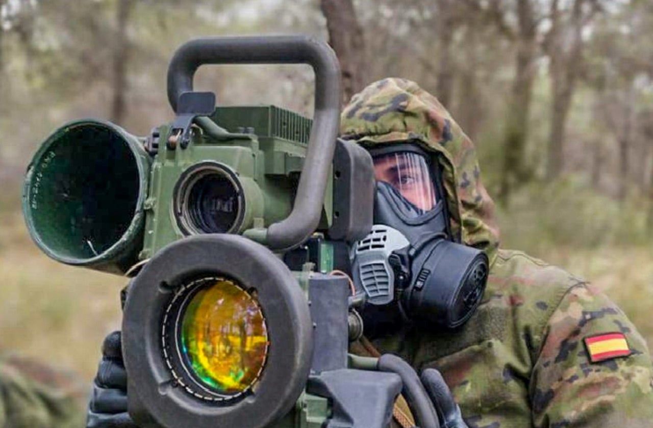 Los trajes frente a las armas químicas vuelven a estar de moda: estas fuerzas especiales acaban de recibir los suyos