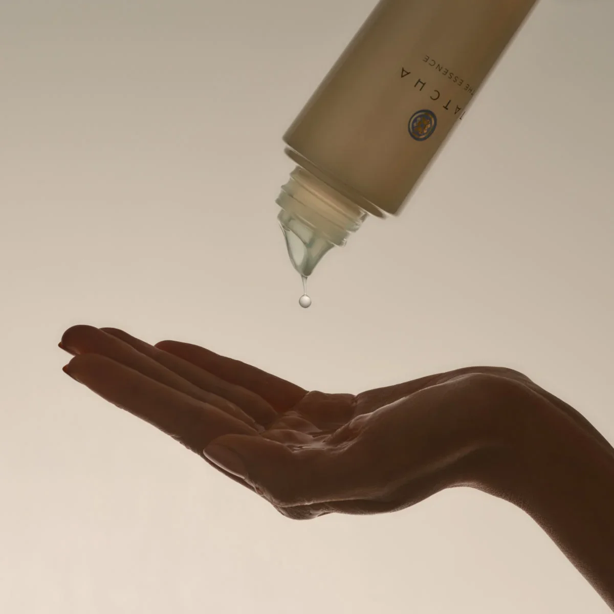 The Essence (122 €) | Sephora