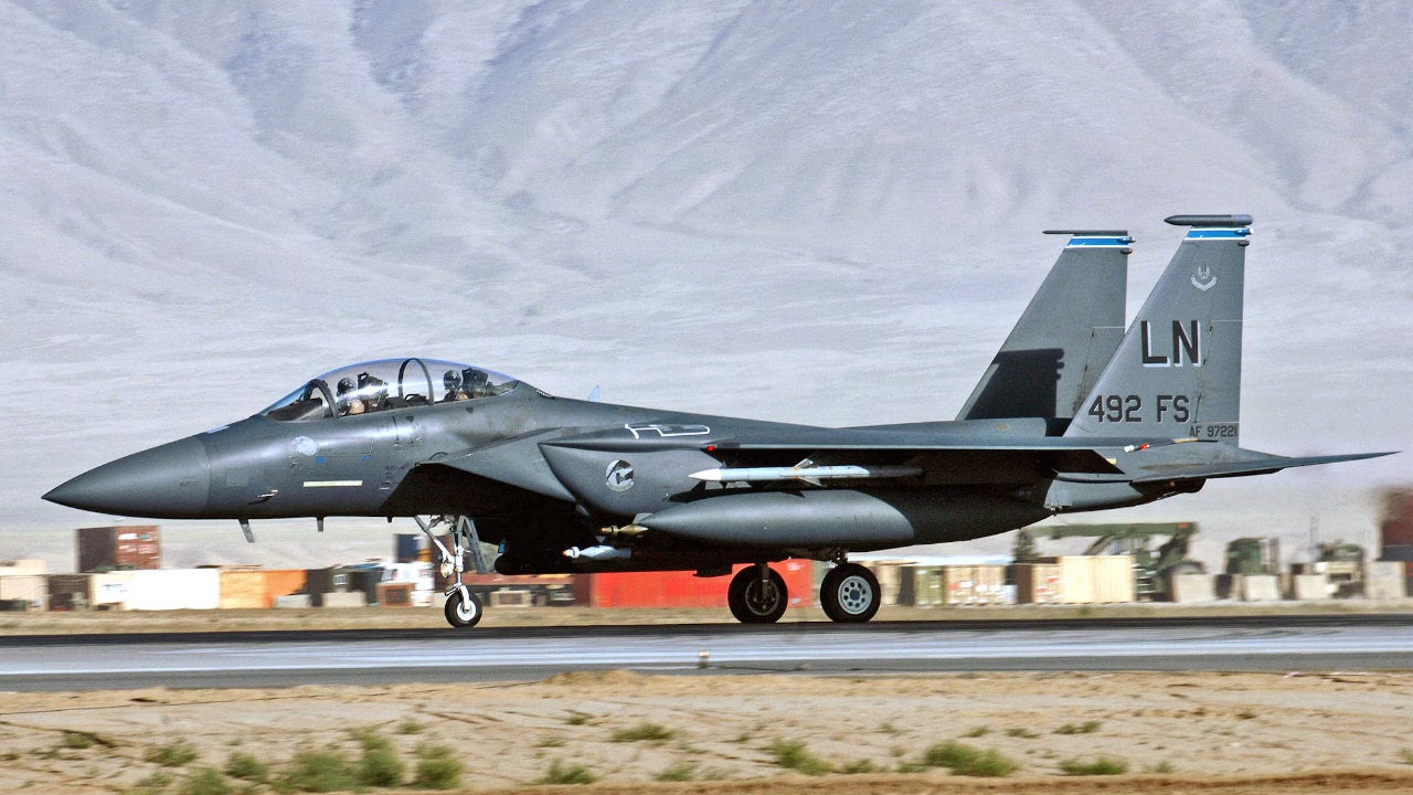 Un F-15E Strike Eagle