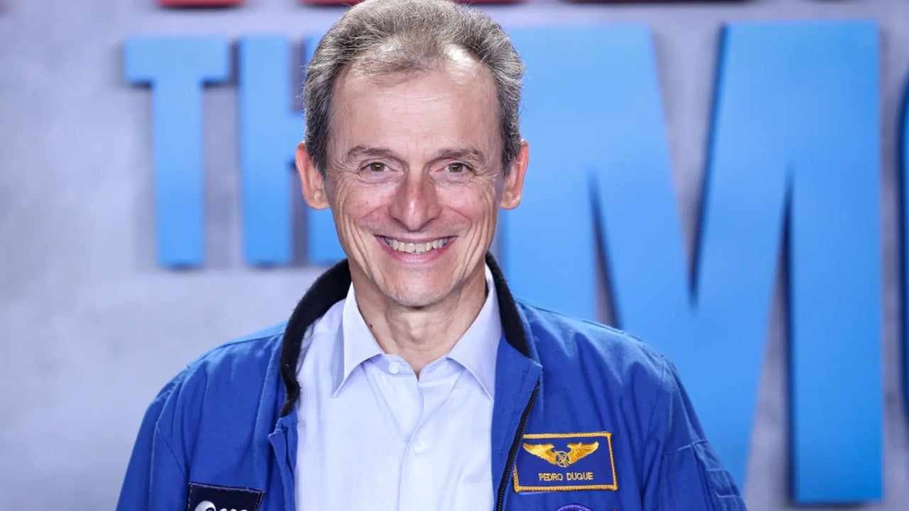 Pedro Duque, astronauta, sobre el eclipse solar del 12 de agosto:  Los mejores lugares para verlo están en una línea desde Galicia a Castellón  y pone de relieve lo importante que es hacerlo de manera segura