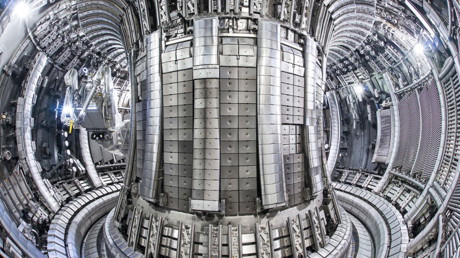 Reactor de fusión nuclear - Potada