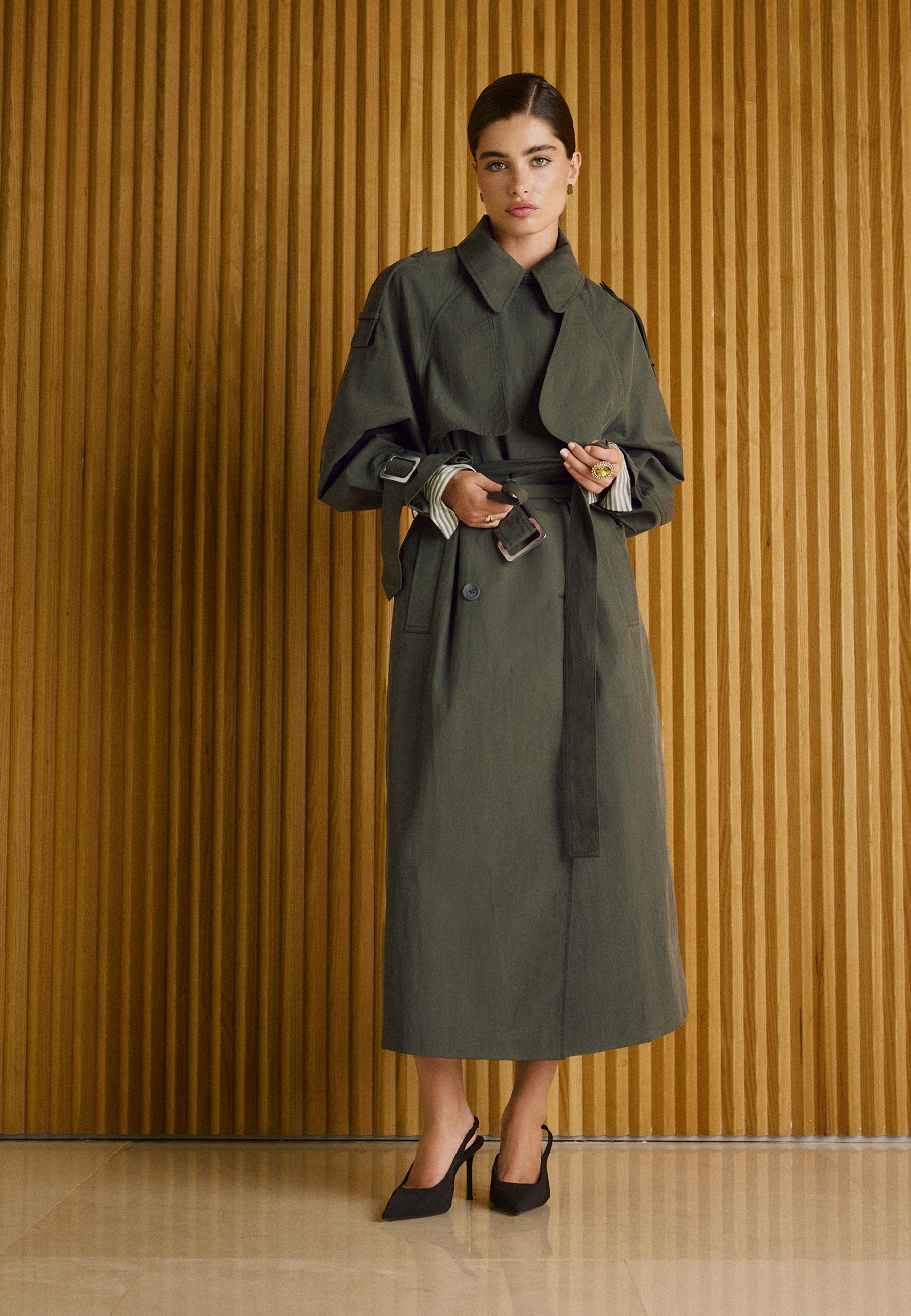 rench oversize (59,99 €) | Stradivarius
