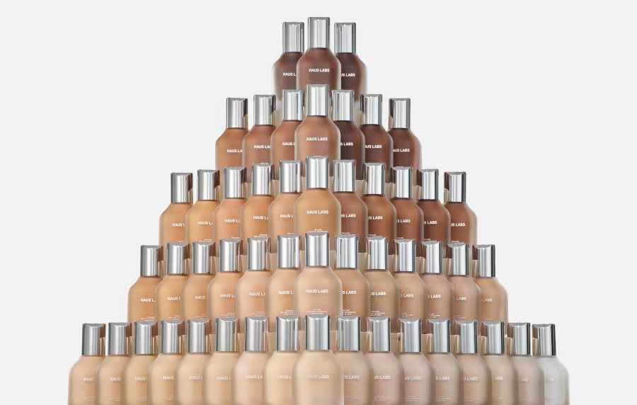 Triclone Skin Tech Foundation de Haus Labs está disponible en 51 tonos | Sephora