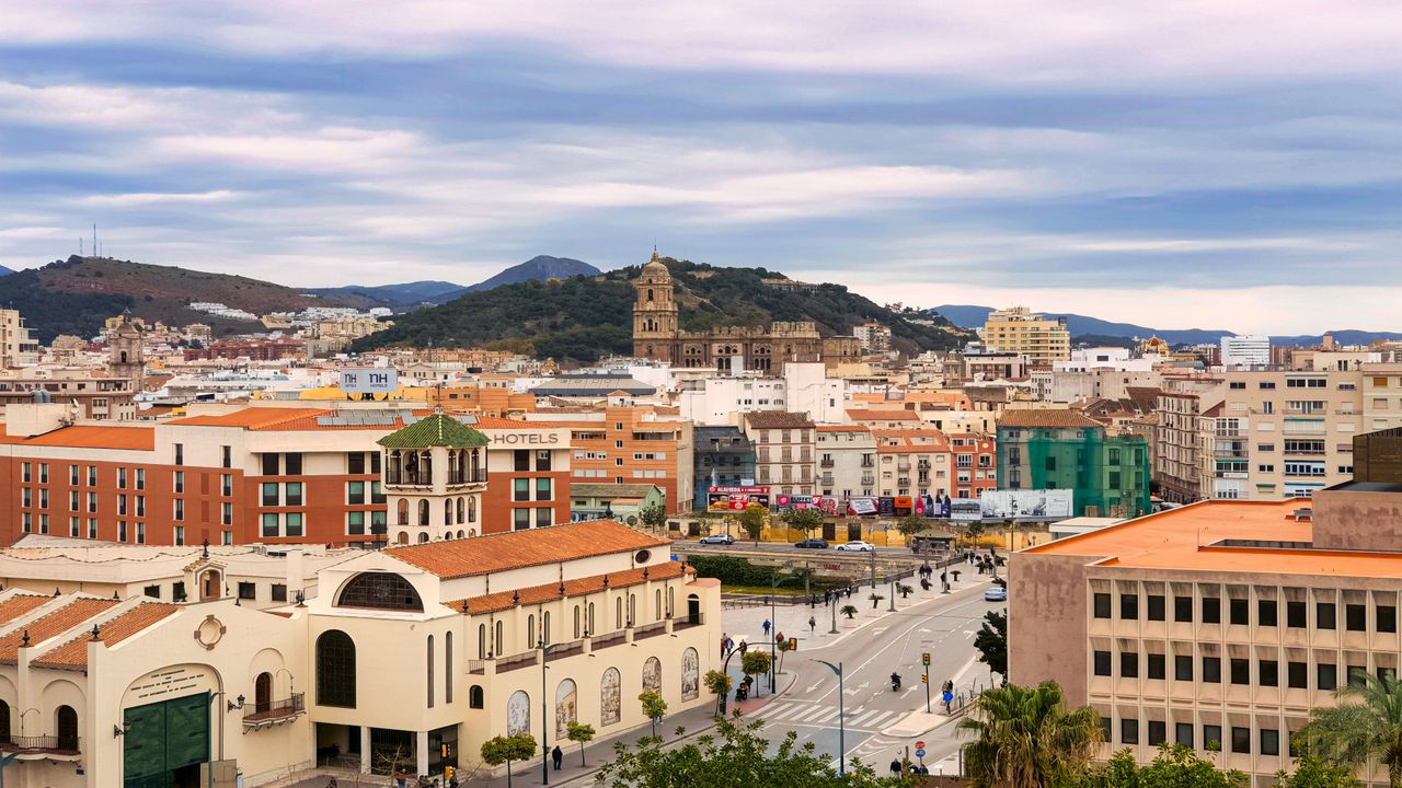 Óscar Vara, economista y profesor de la UAM: «Marruecos no debería poder amenazar la prosperidad de Ceuta simplemente cerrando las puertas» y hay tecnología detrás para contrastarlo