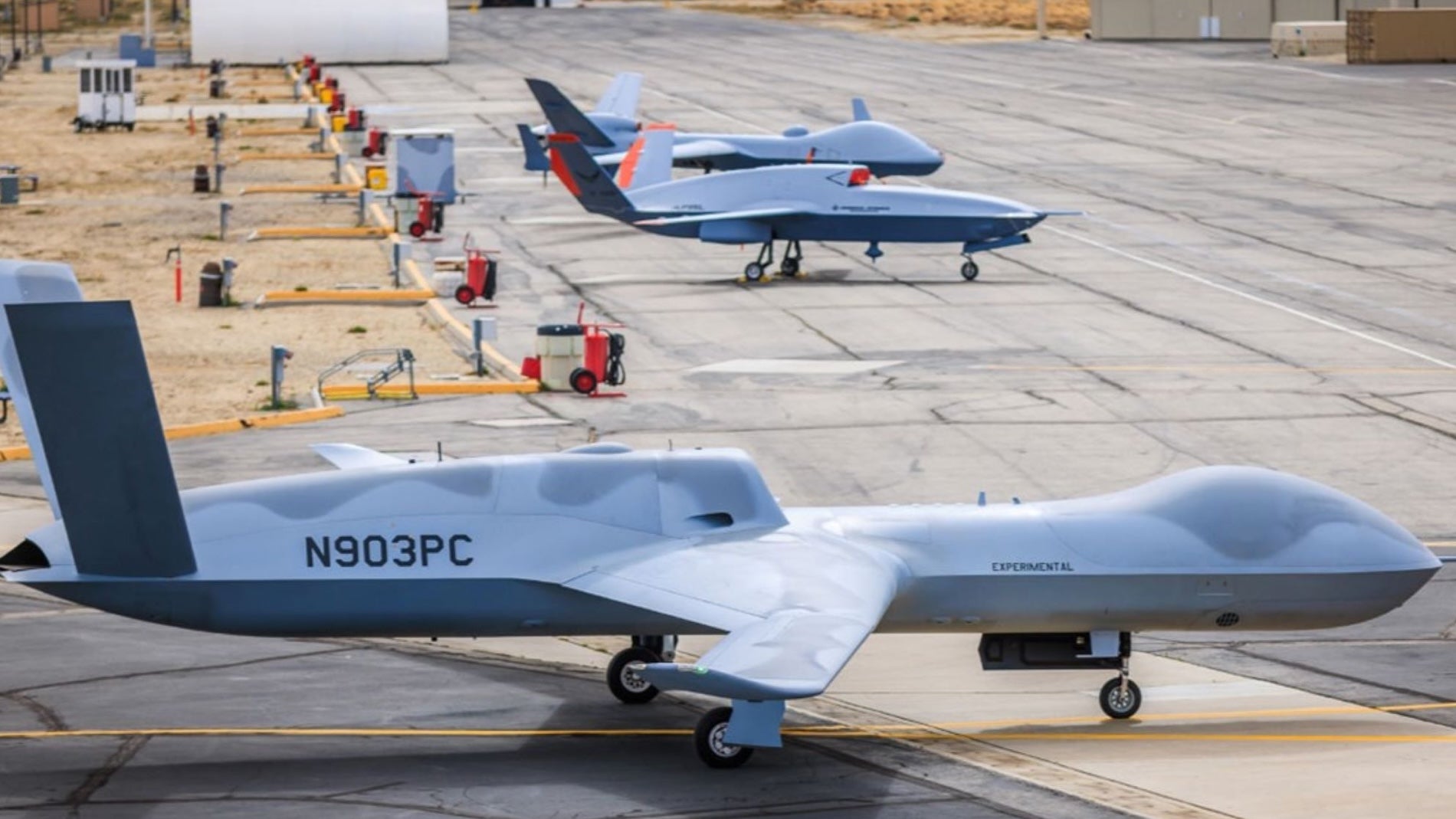 Un dron de combate de EE. UU. recibió un plan de misión escrito por humanos y lo ejecutó él solo en el Pacífico: así serán los aviones sin piloto