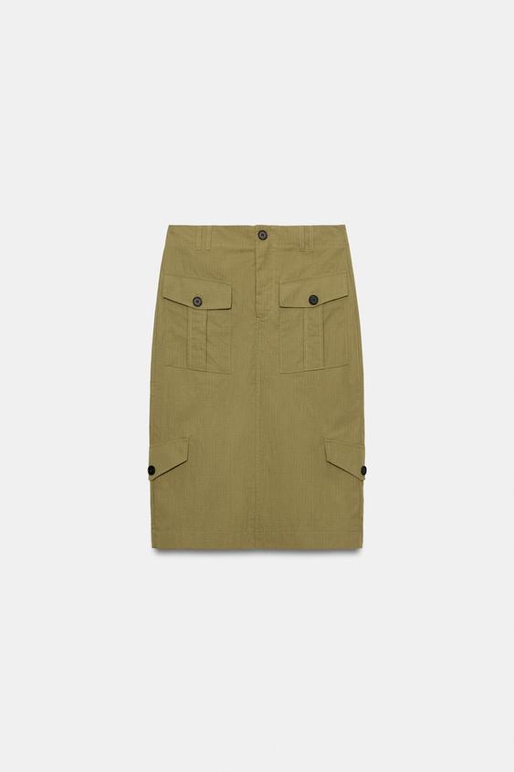 Falda midi bolsillos (29,95 €) | Zara