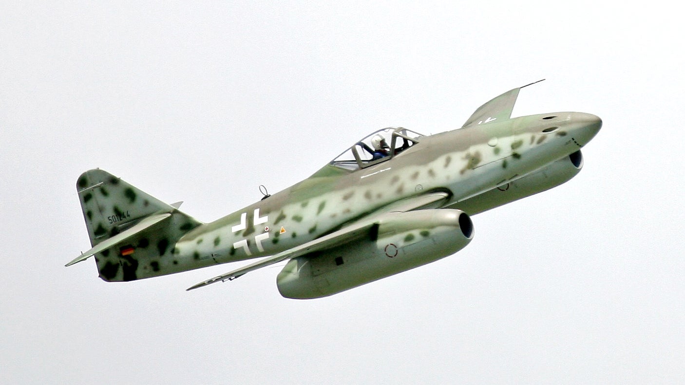 Alex Spencer, historiador y especialista en aviación, da su opinión sobre este increíble caza alemán de la Segunda Guerra Mundial: "era un avión magnífico, pero llegó demasiado tarde" y con muy pocas unidades