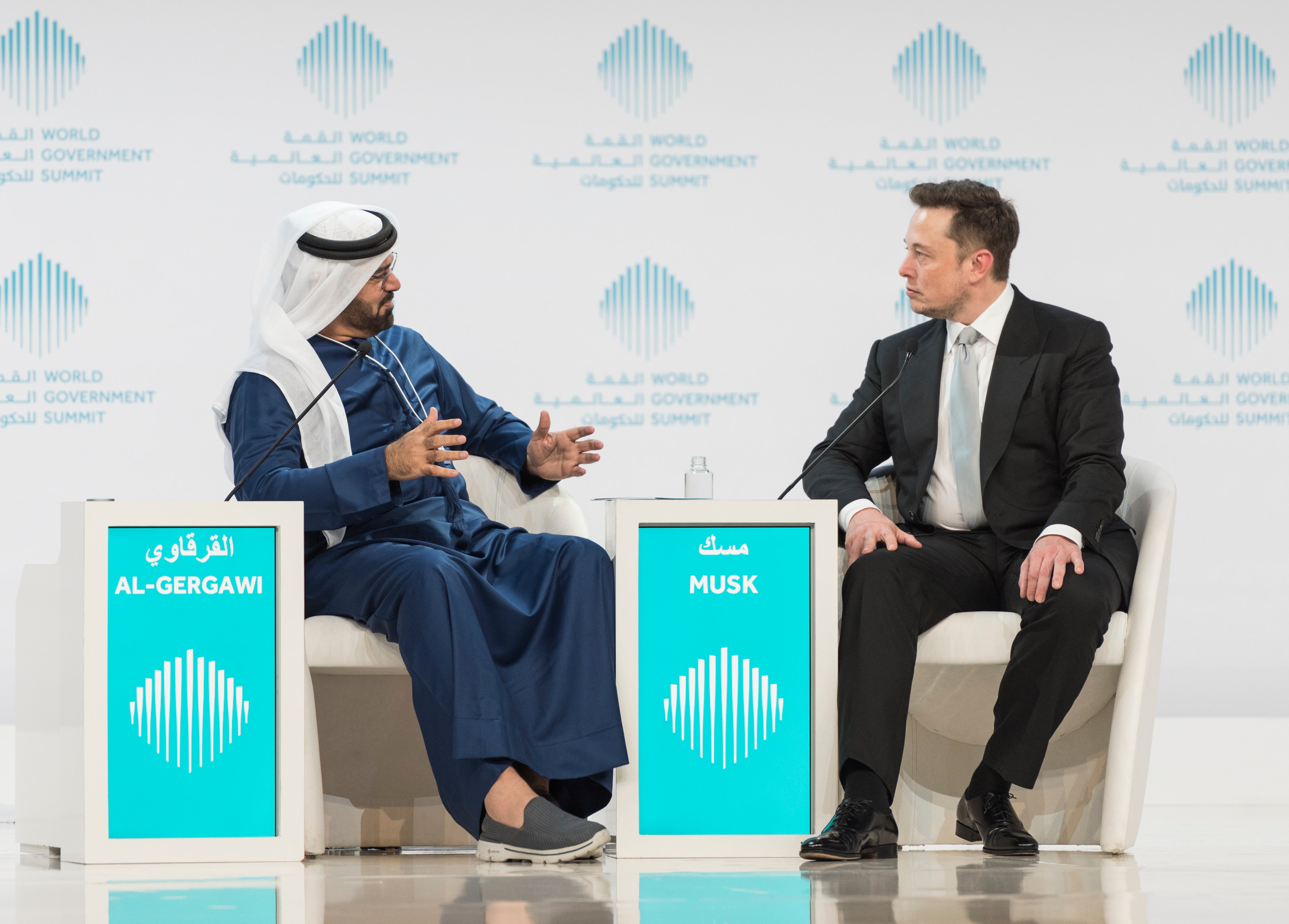 Elon Musk durante su conversación con Mohammad Al Gergawi. JoohnSmith41 | Wikimedia Commons, CC BY-SA 4.0