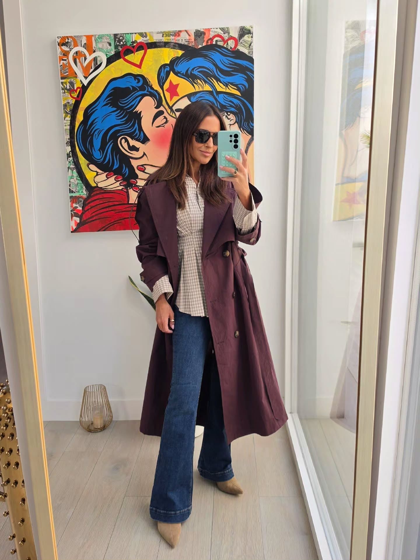 La gabardina burdeos de la colección de Paula Echevarría para Primark cuesta 42 euros | @pau_eche