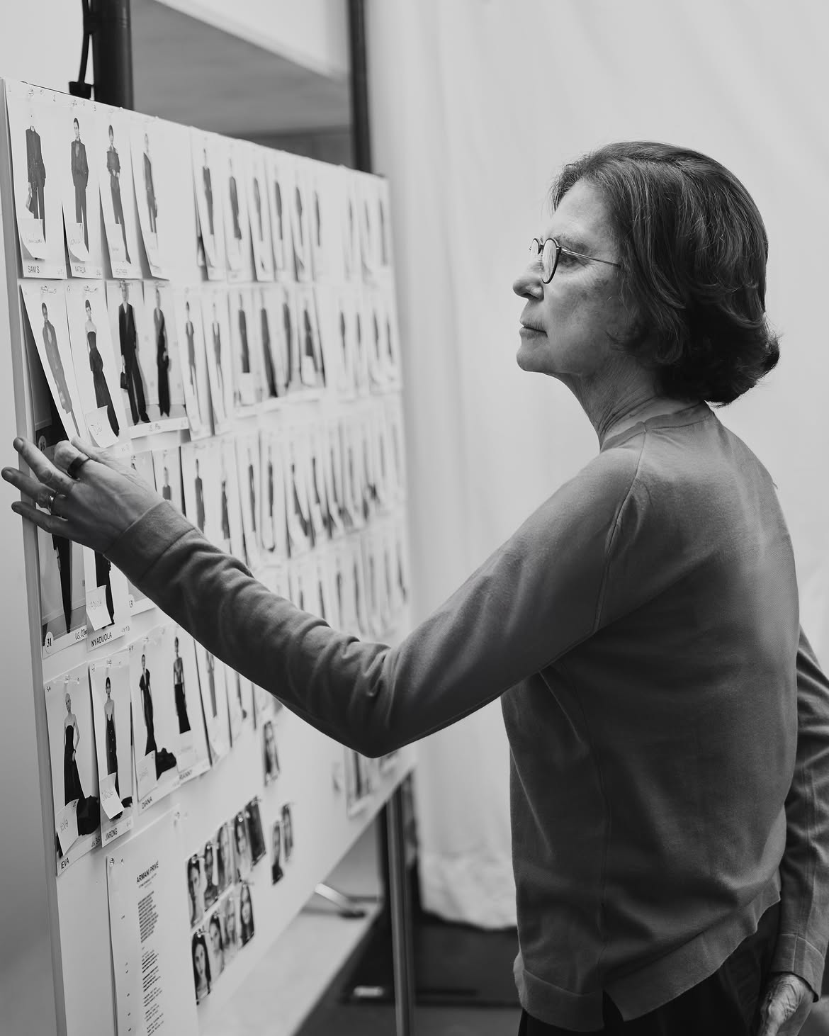 Silvana Armani comenzó a formarse como diseñadora en 1980 en la línea femenina de Emporio Armani | @giorgioarmani