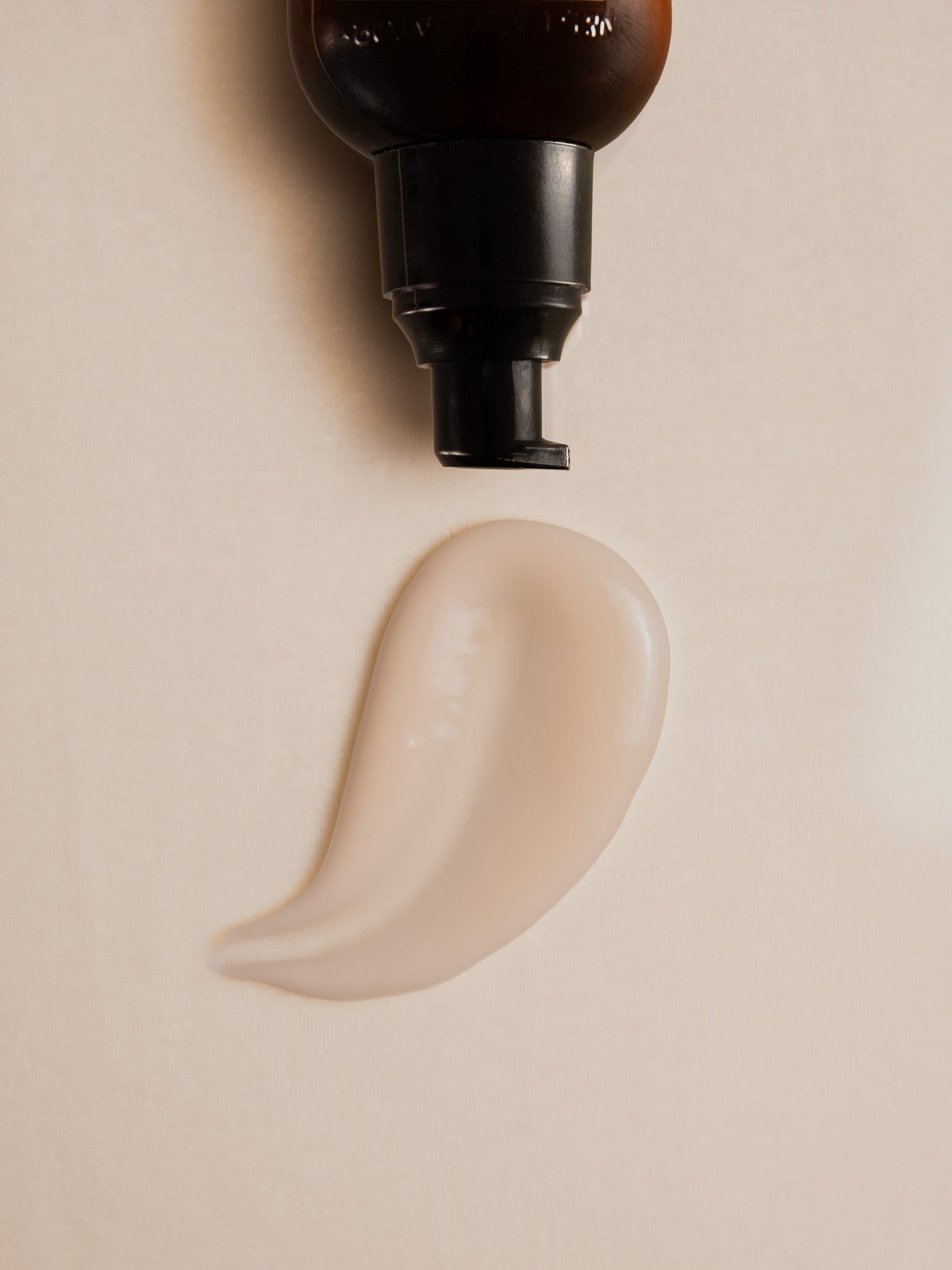 Una textura ligera y de rápida absorción que no apelmaza el cabello | Nuggela & Sulé