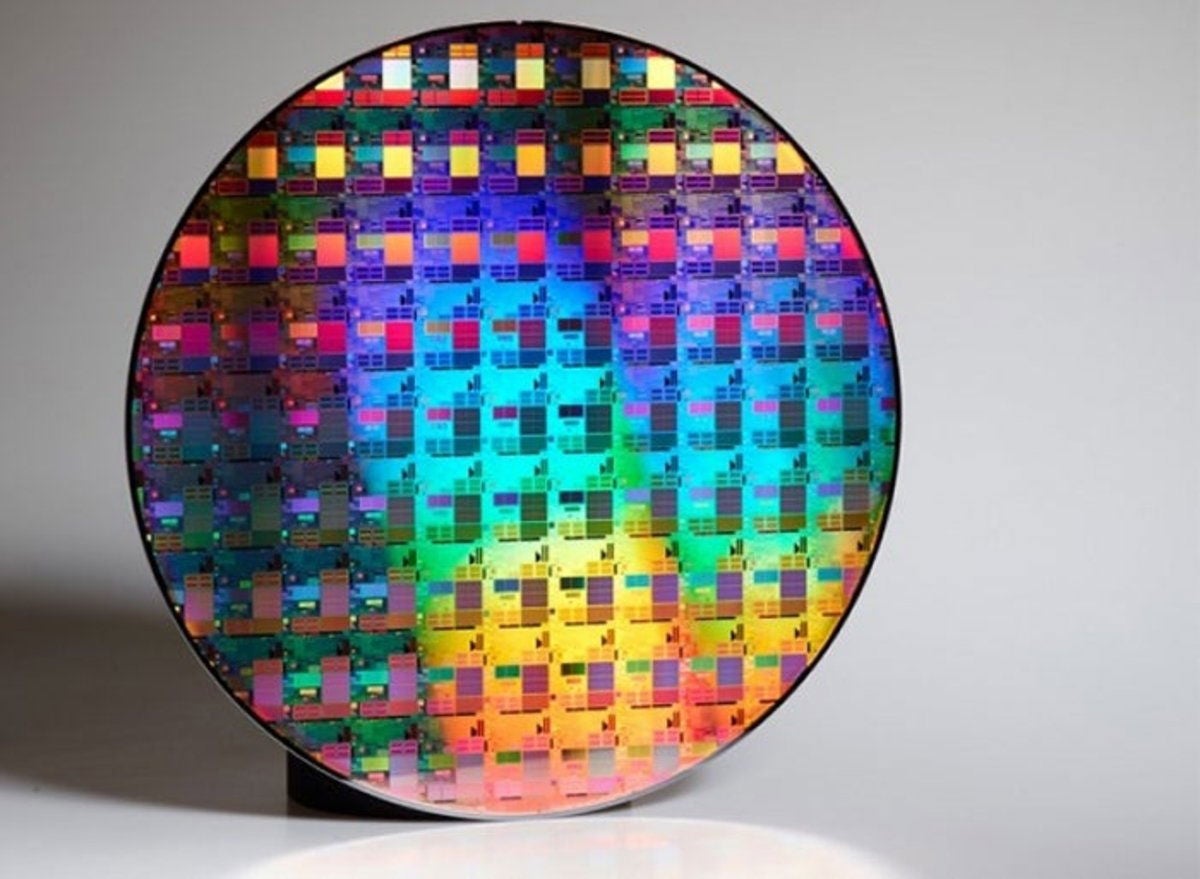 Samsung anuncia la producción en masa del nuevo chip de 10nm