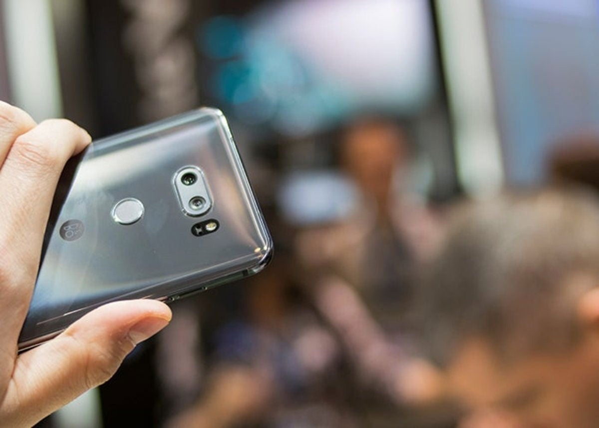 LG V30s AI Cam QLens