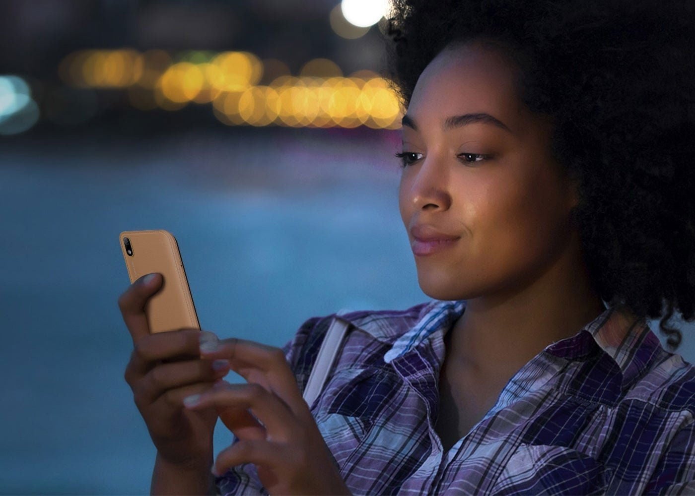 Huawei Y5 2019, trasera de cuero