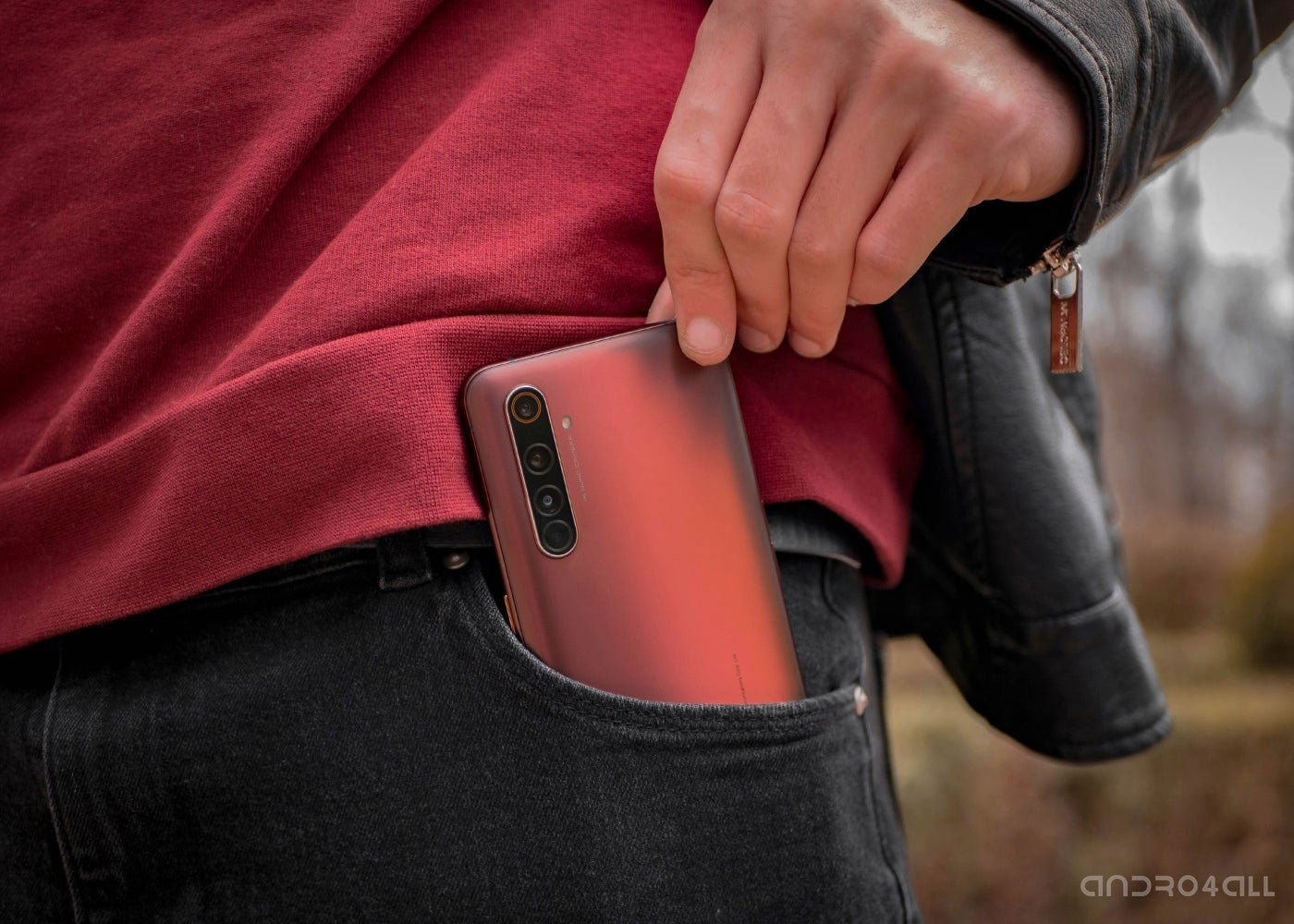 Realme X50 Pro 5G en el bolsillo