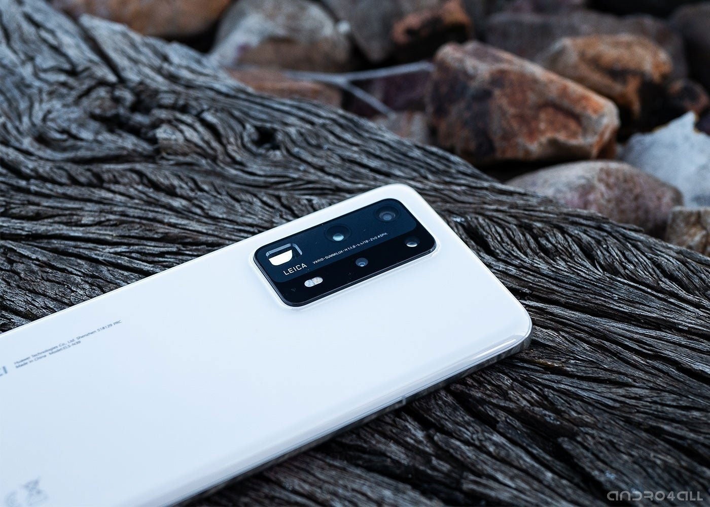 Un total de 5 sensores forman el sistema de cámaras del P40 Pro+