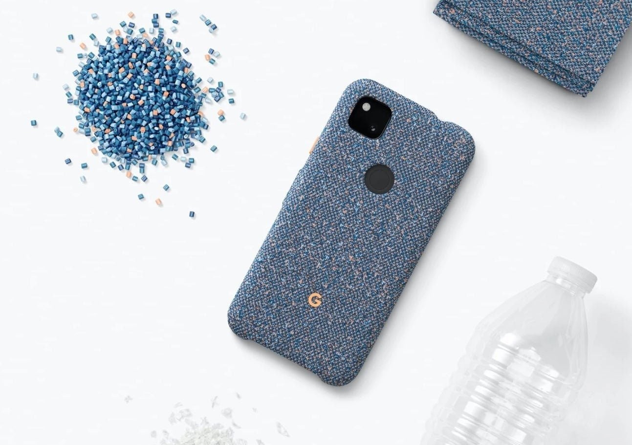 Una de las fundas de tela del Pixel 4a.