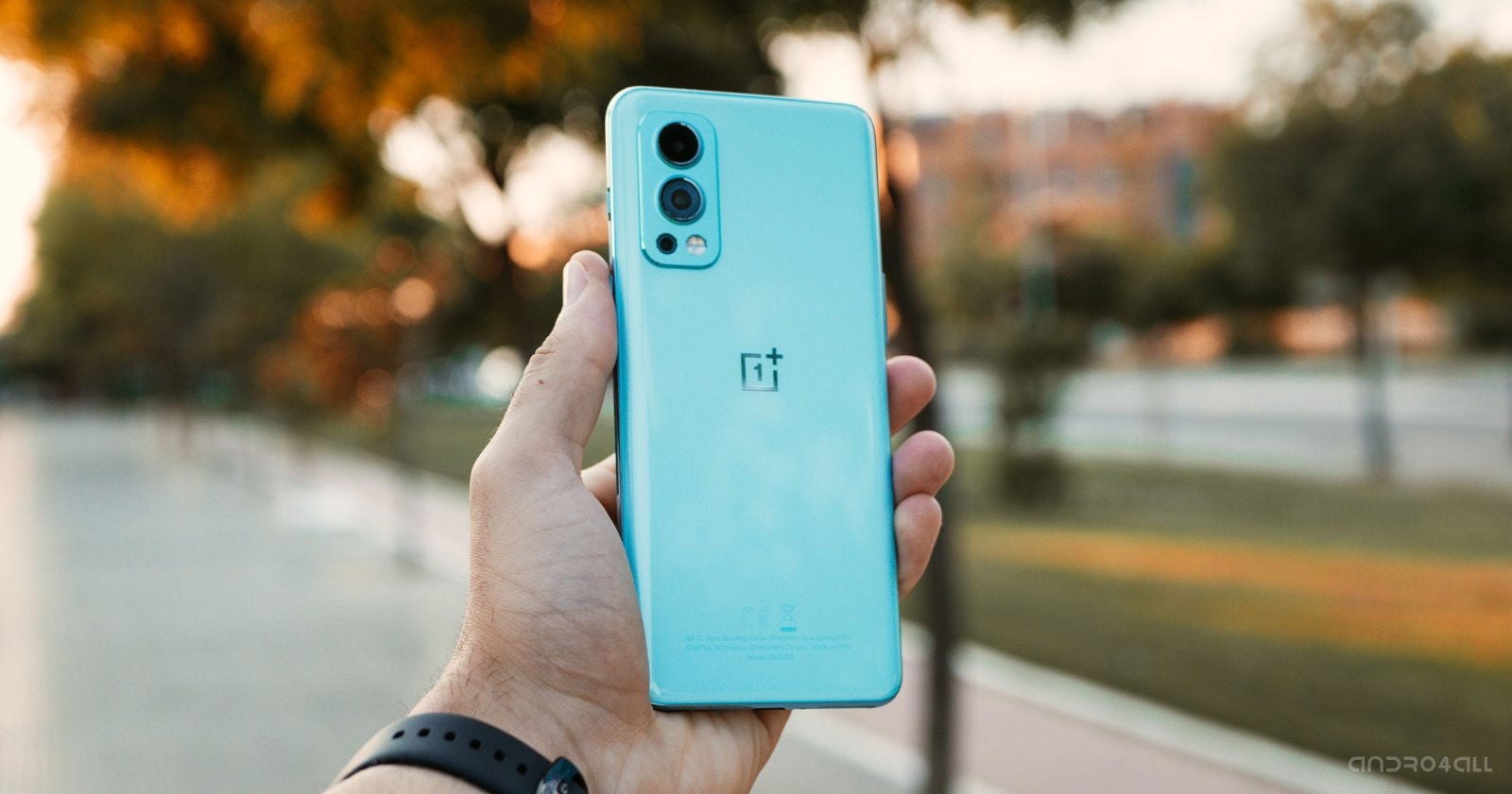 El OnePlus Nord 2 es un móvil muy completo por 400 euros.