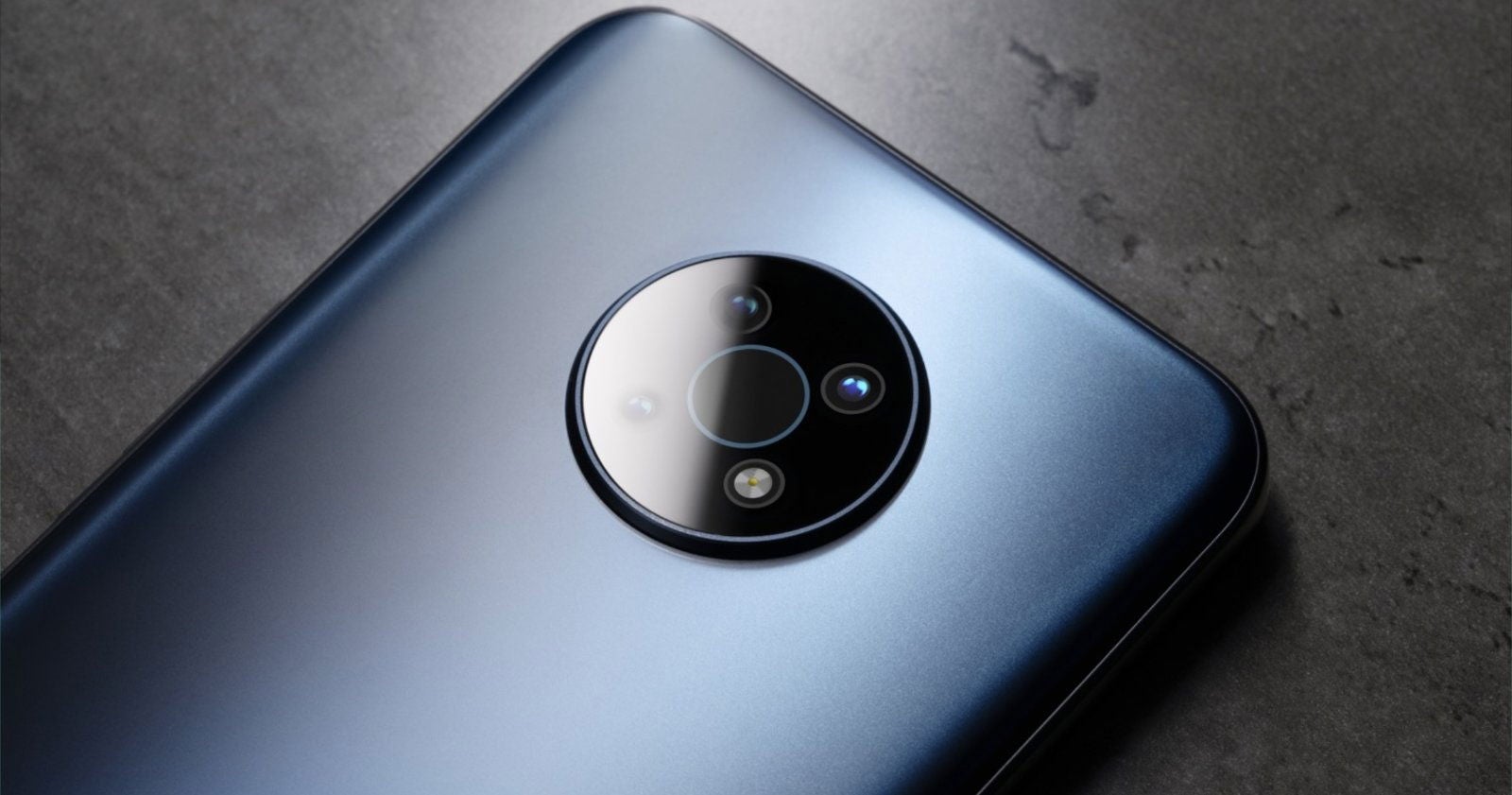 La triple cámara trasera del Nokia G50.