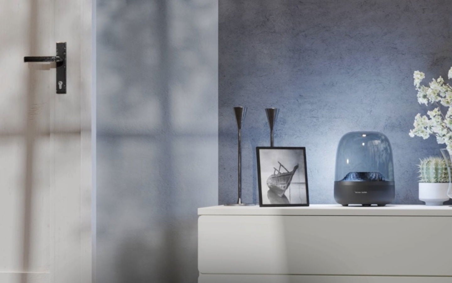 Integra hasta 6 altavoces para un sonido tridimensional bestial