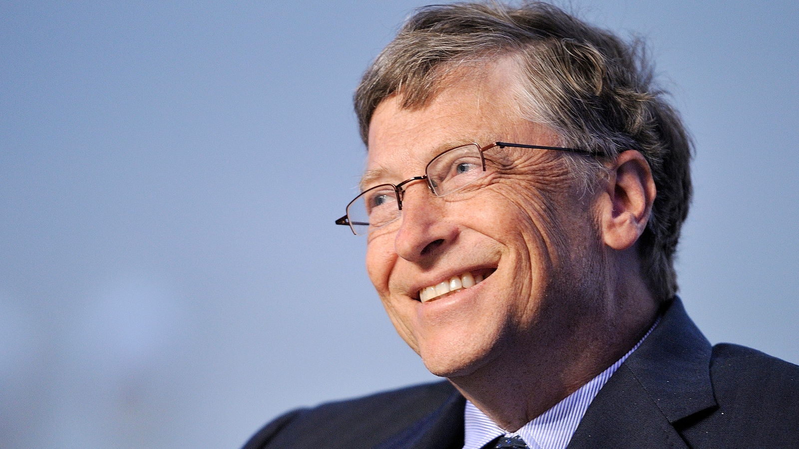 Bill Gates, quien predijo la COVID, ahora alerta sobre la IA: "Ahora estas cosas son, en un sentido relevante, mejores que yo. ¿Qué demonios?"