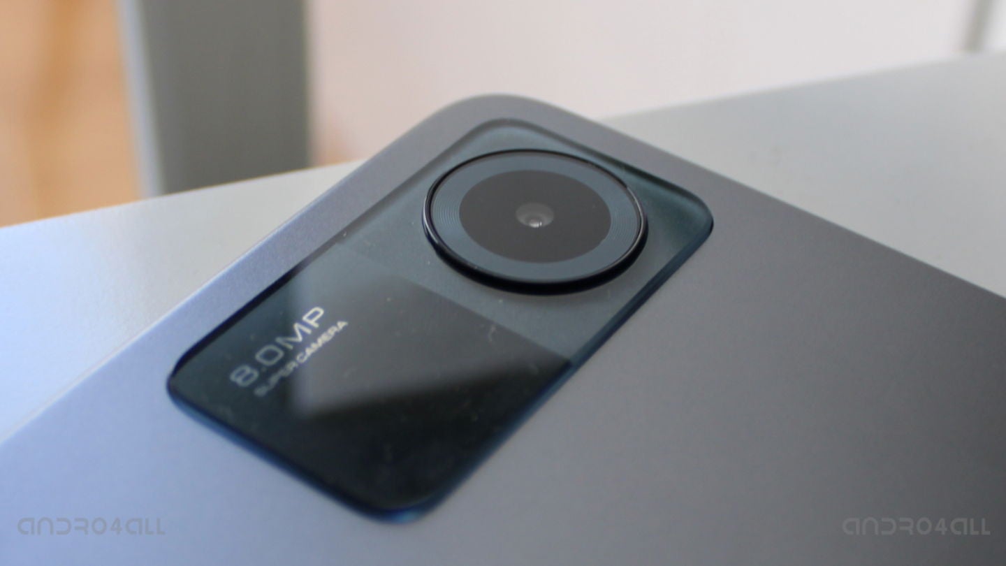 Así es la cámara trasera, de 8 megapíxeles // Imagen: Beatriz Alcántara Gil.