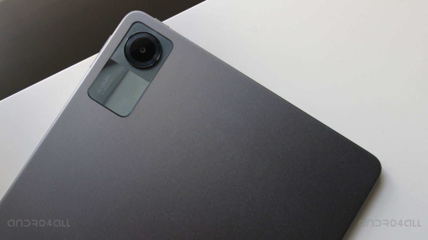 La Redmi Pad SE pasa a ser una de las mejores tablets baratas // Imagen: Beatriz Alcántara Gil.