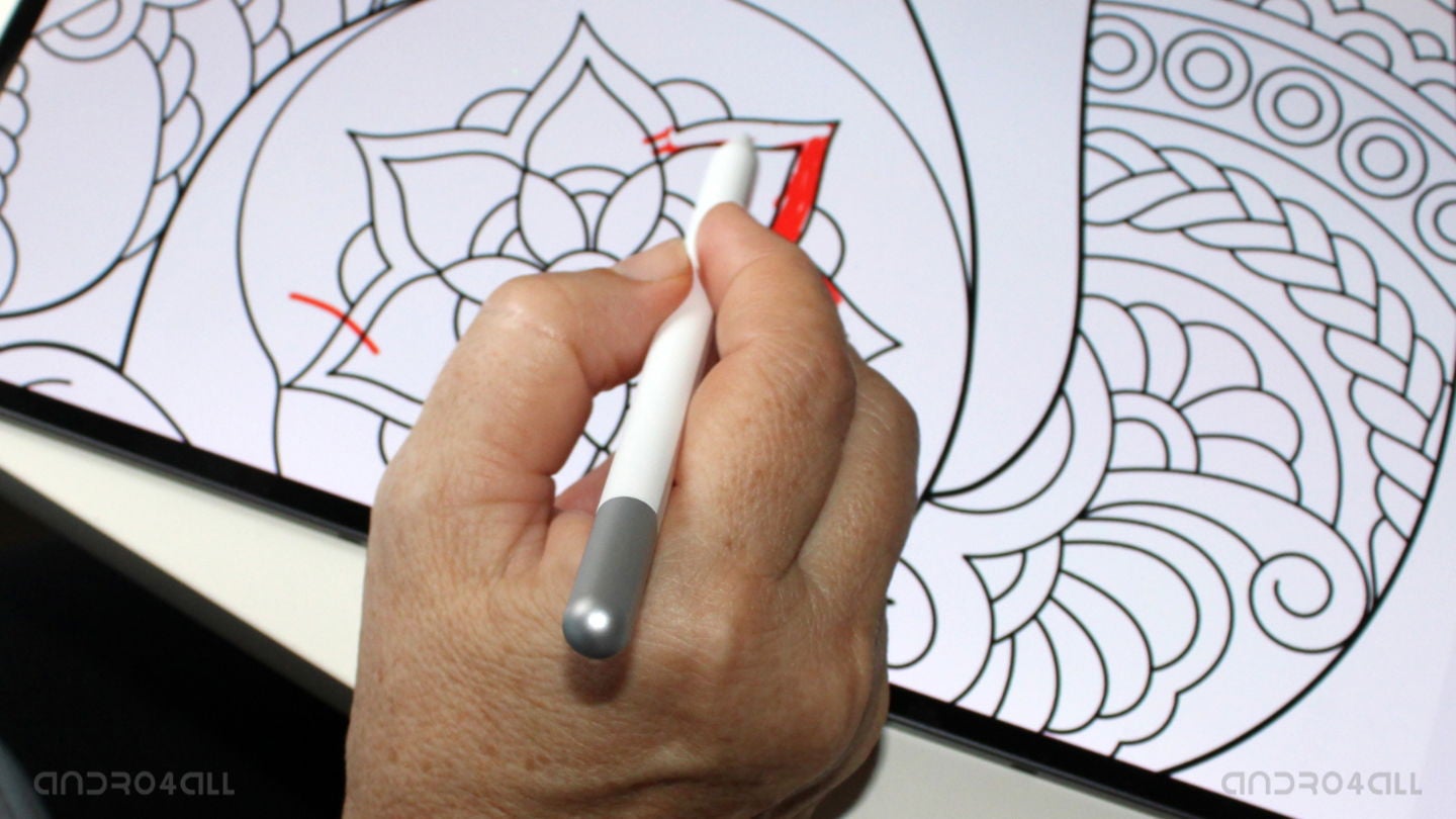 Los trazos del S Pen Creator Edition son muy precisos // Imagen: Beatriz Alcántara Gil.