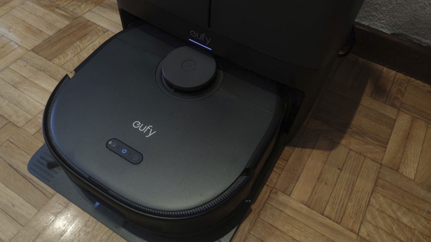 Su eficiencia de aspirado y fregado resulta incuestionable