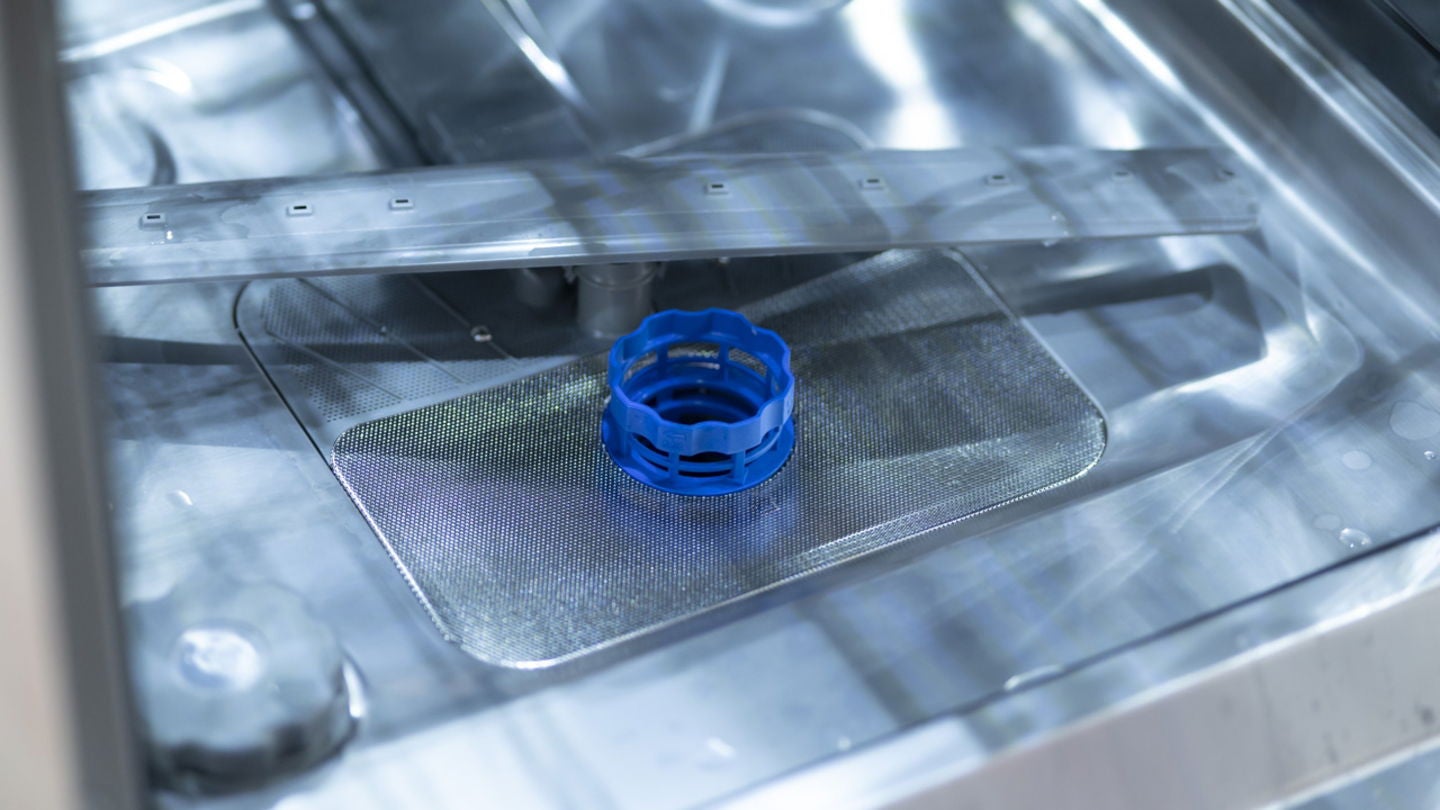 Si el lavavajillas detecta una fuga, el lavado se para automáticamente / Fotografía de Rubén Ulloa