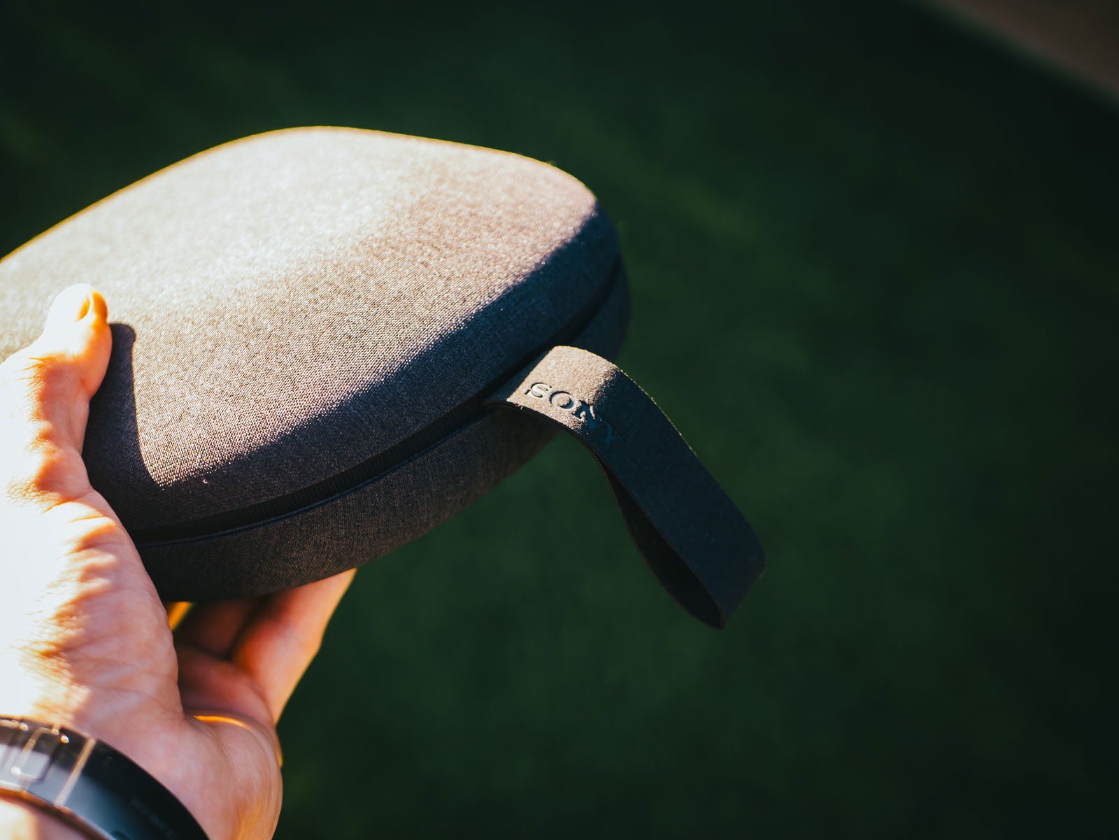 El nuevo estuche con cierre magnético / Fotografía de Christian Collado