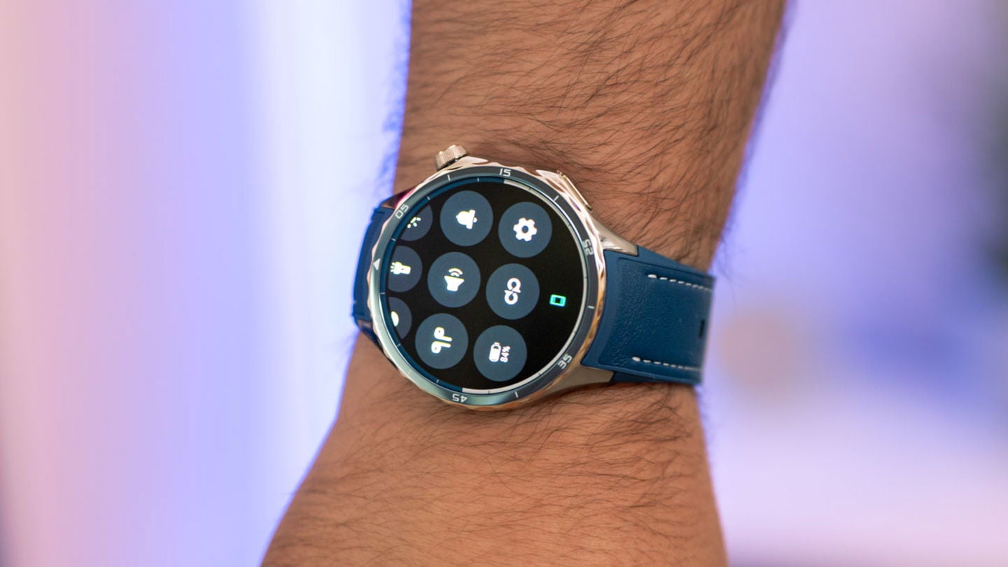 El software del OPPO Watch X2, basado en Wear OS / Fotografía de Elisa Piñón