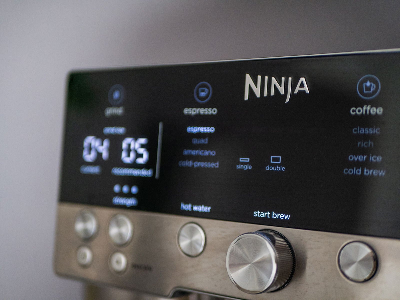 Barista Assist te sugiere el nivel de molienda que debes seleccionar para tu café / Fotografía de Christian Collado