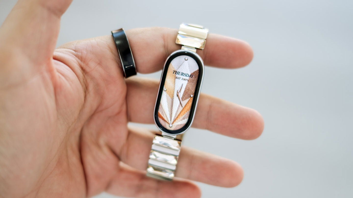 Así es la Smart Band 10 Glimmer Edition