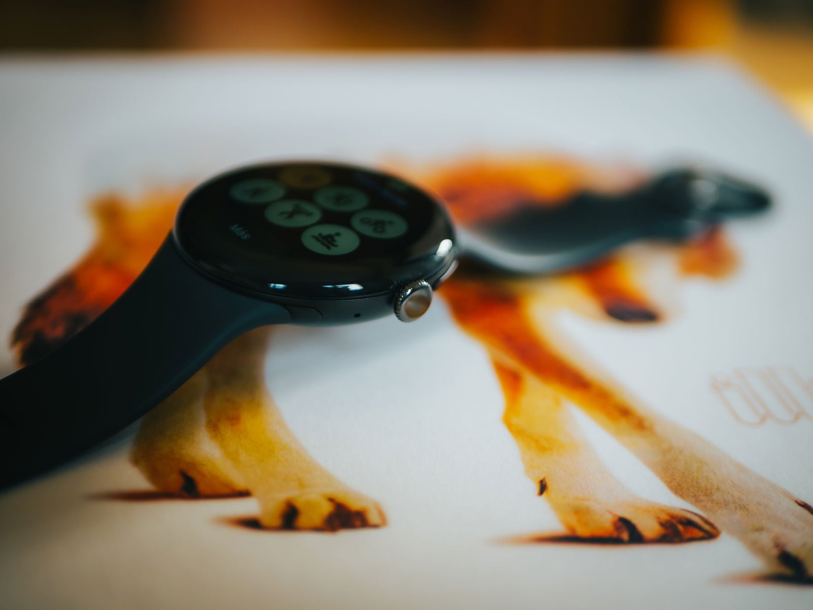 La corona giratoria, un rasgo ya clásico del Google Pixel Watch / Fotografía de Christian Collado