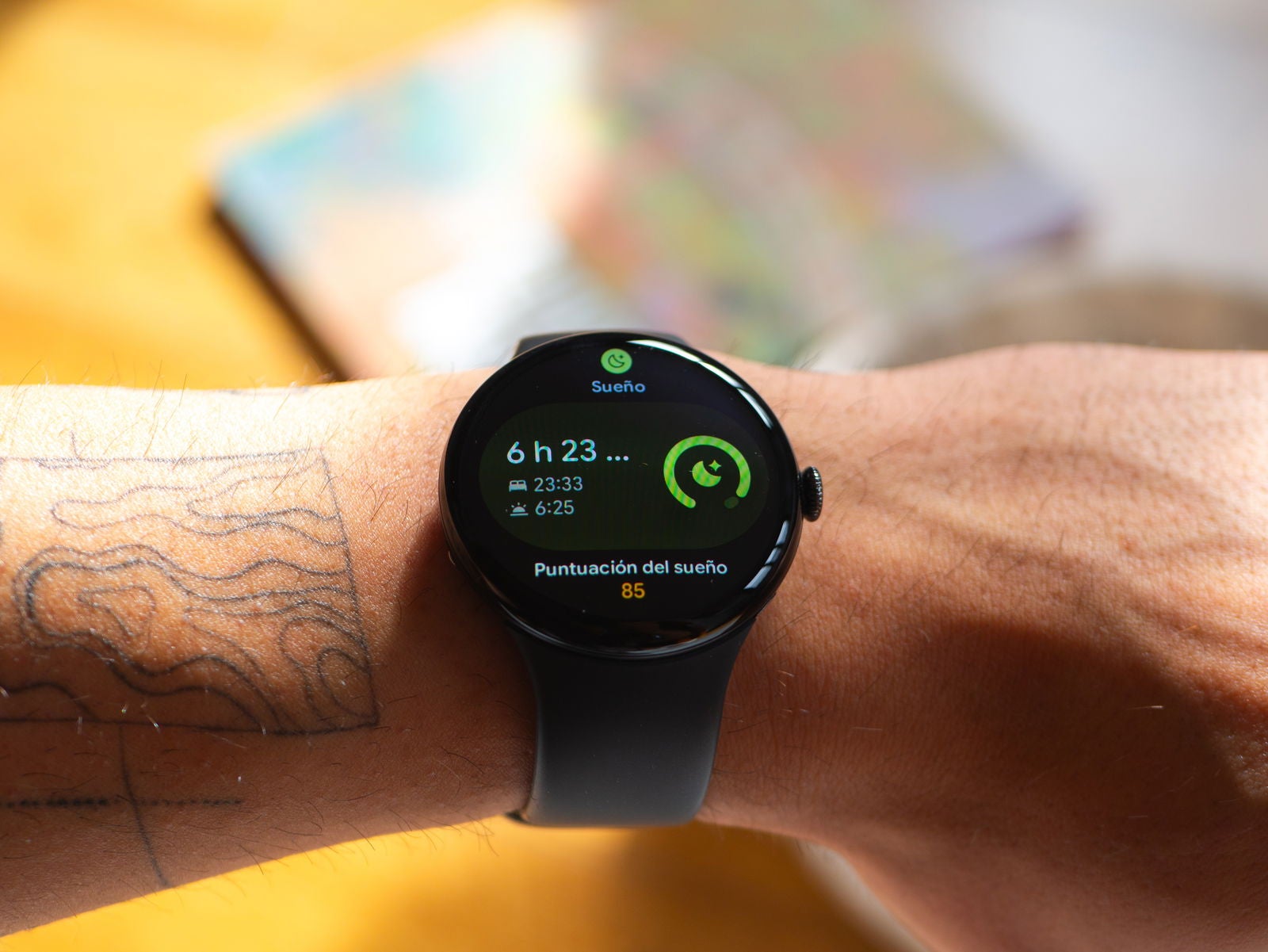 Monitoreo de sueño en el Google Pixel Watch 4. Sí, debería dormir más / Fotografía de Christian Collado
