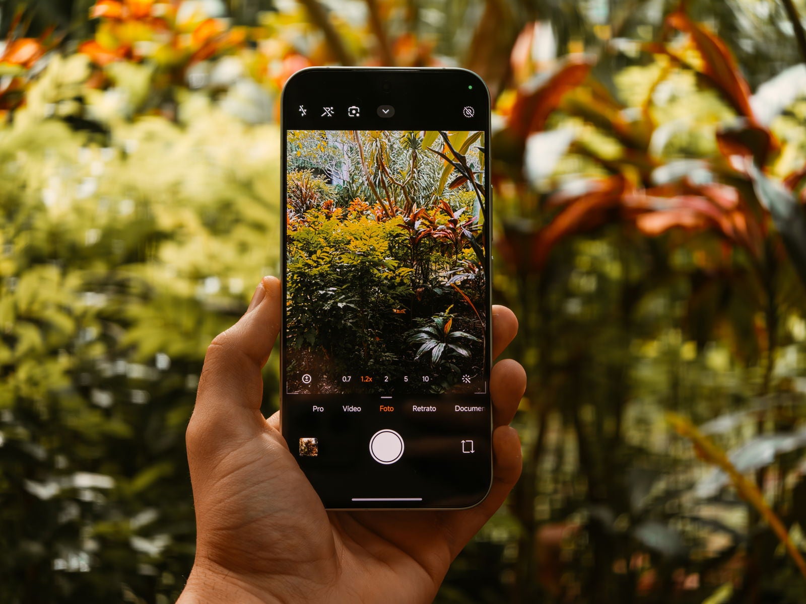 Haciendo fotos con el POCO F8 Ultra / Fotografía de Christian Collado