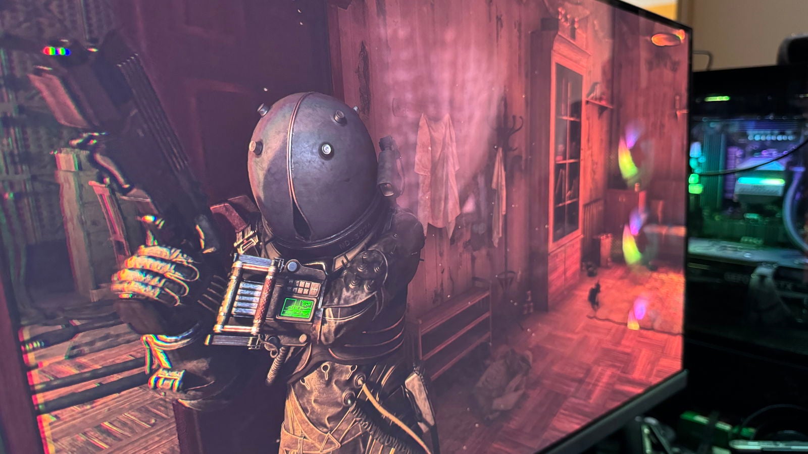 Jugar a juegos de terror, con la perfecta saturación y el contraste infinitos hacen que la experiencia sea ideal