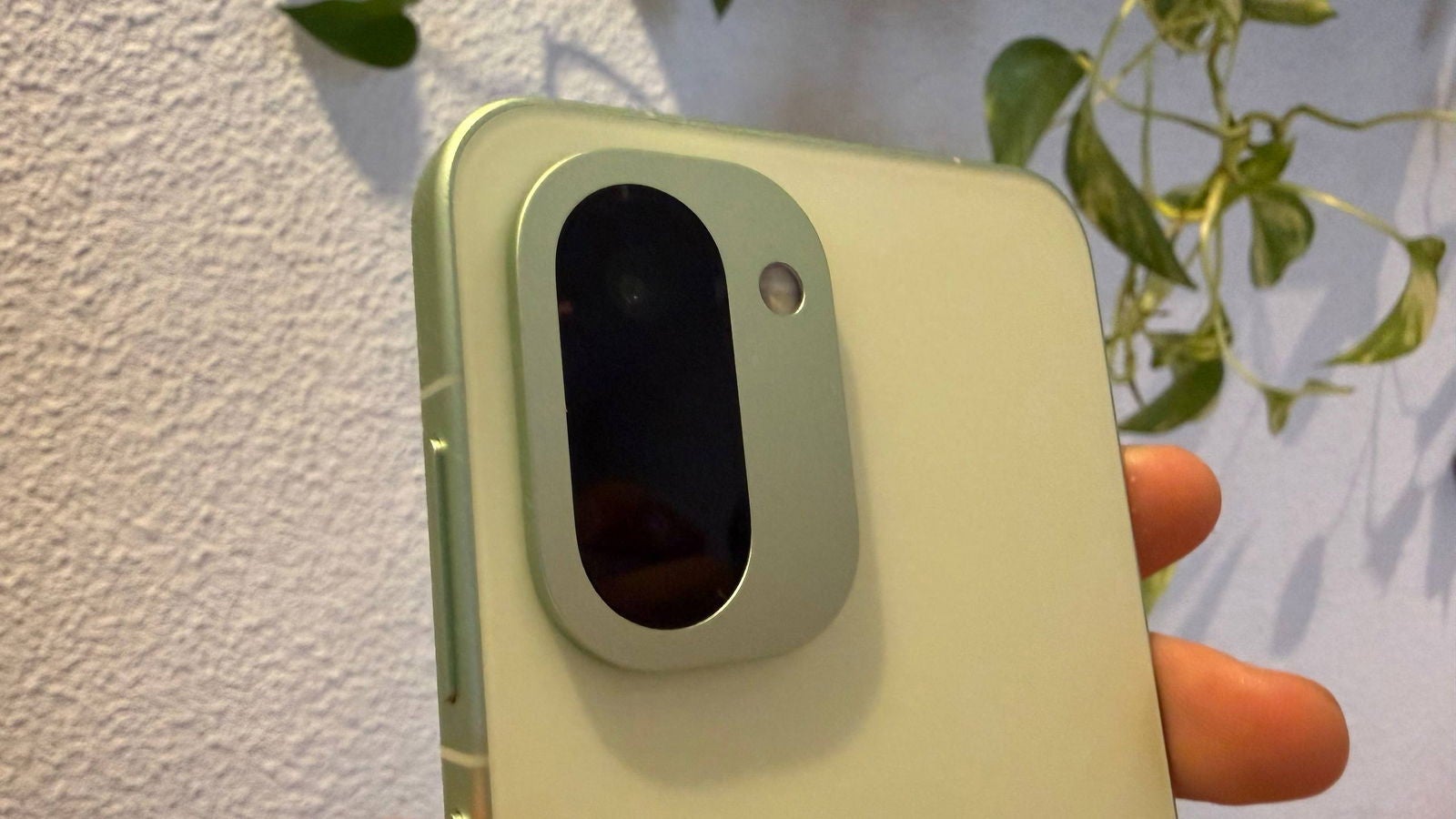 Su módulo de cámaras no sobresale demasiado