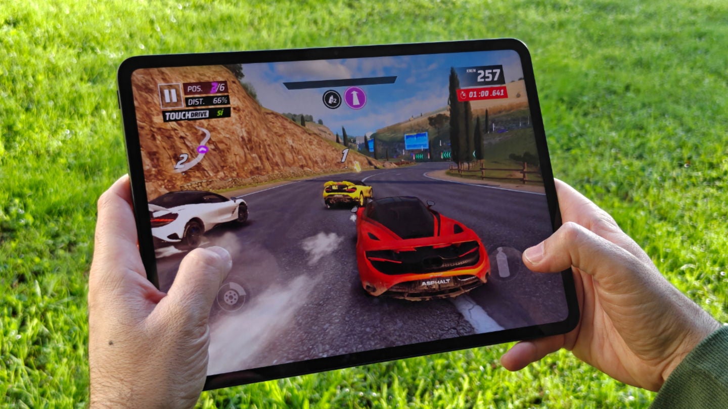 El Dimensity 7300-Ultra de la OnePlus Pad Go 2 puede mover con fluidez juegos tan exigentes como 'Asphalt Legends Unite' / Fotografía: David Freire